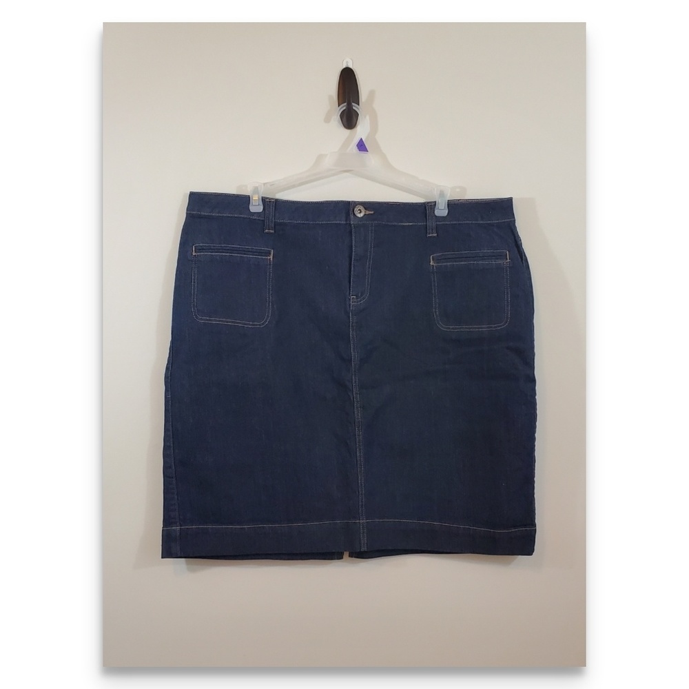 Cute Denim skirt